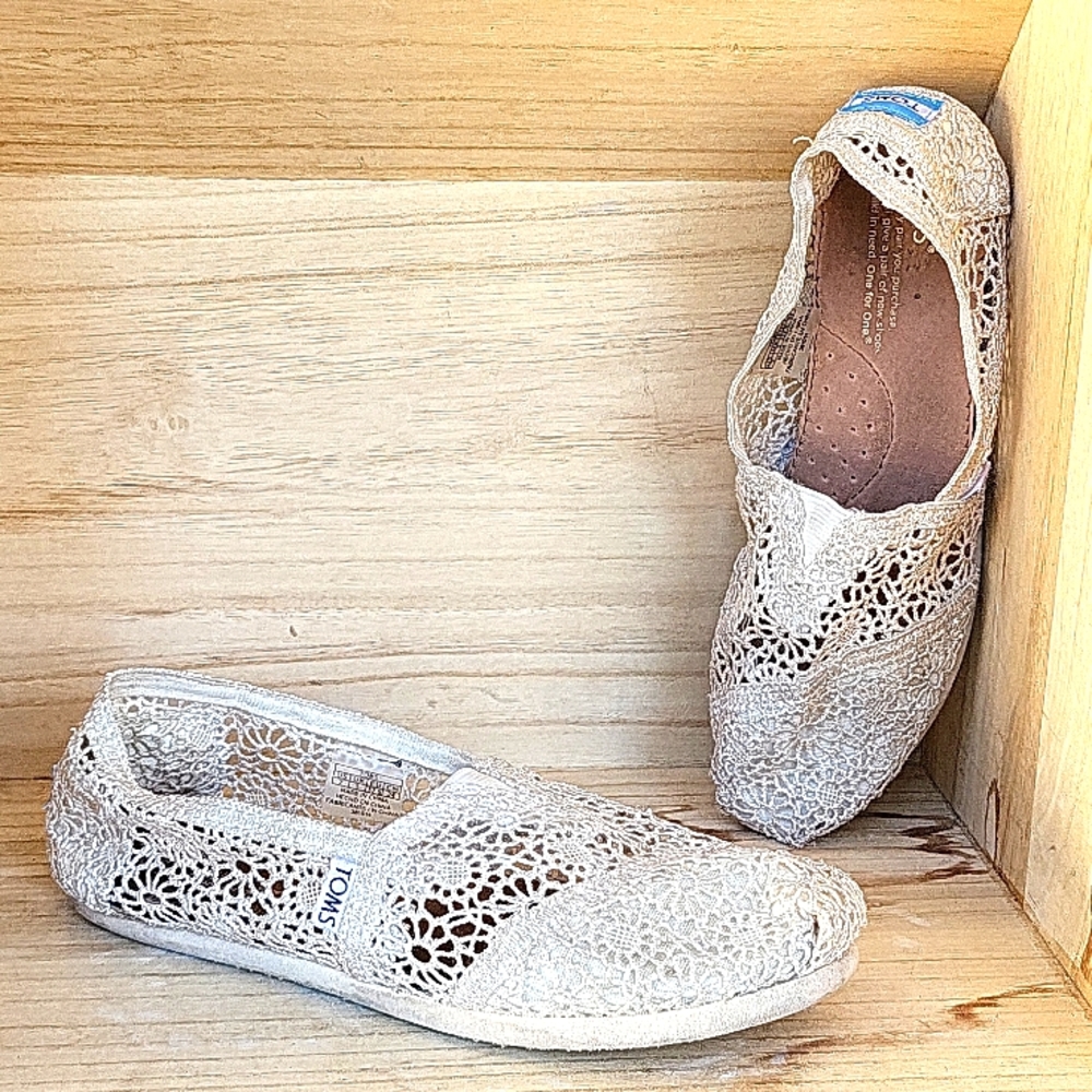 Toms Womens Lace Beige Alpargata Flat Shoes